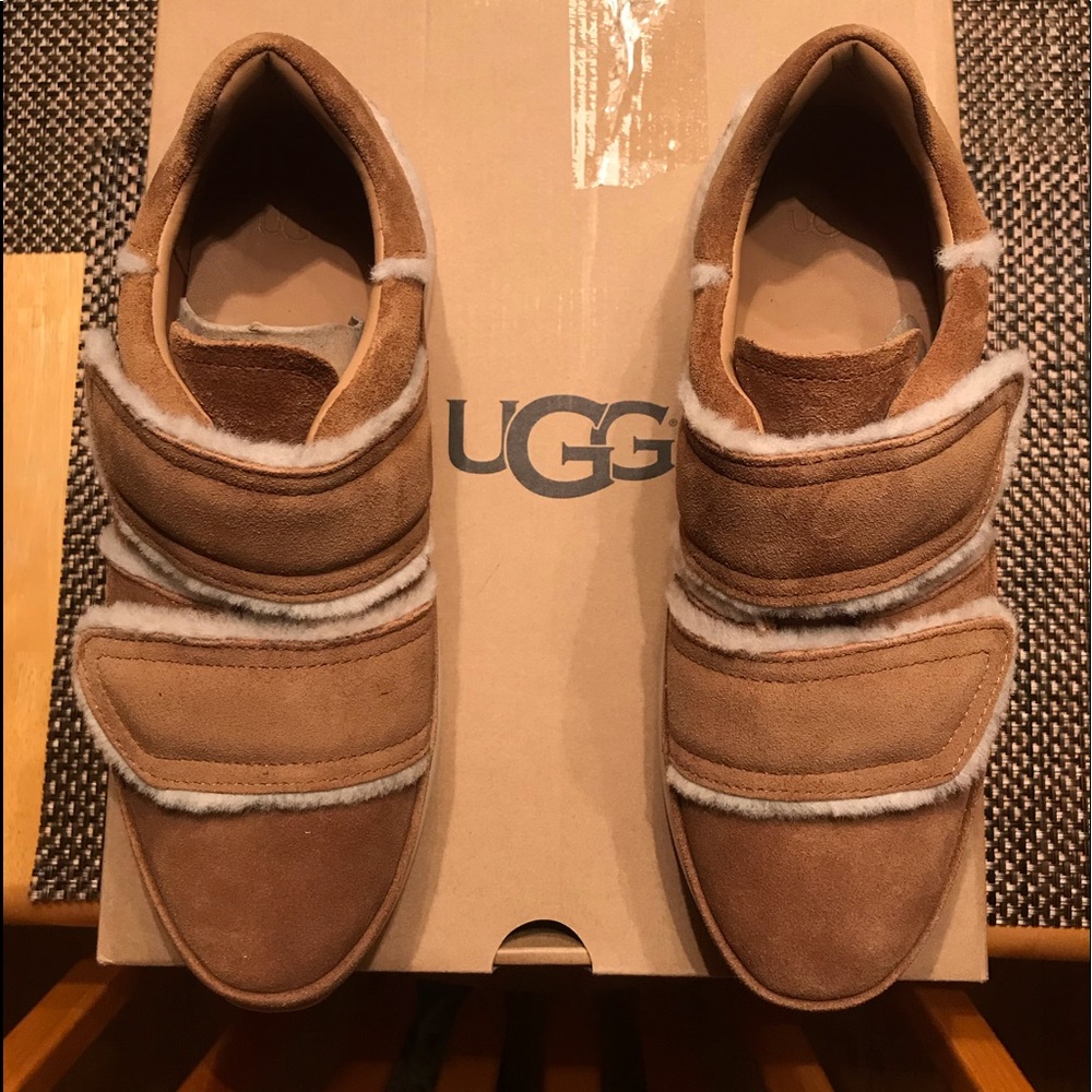 UGG’S Women’s Ashby Spill Seam Sneaker